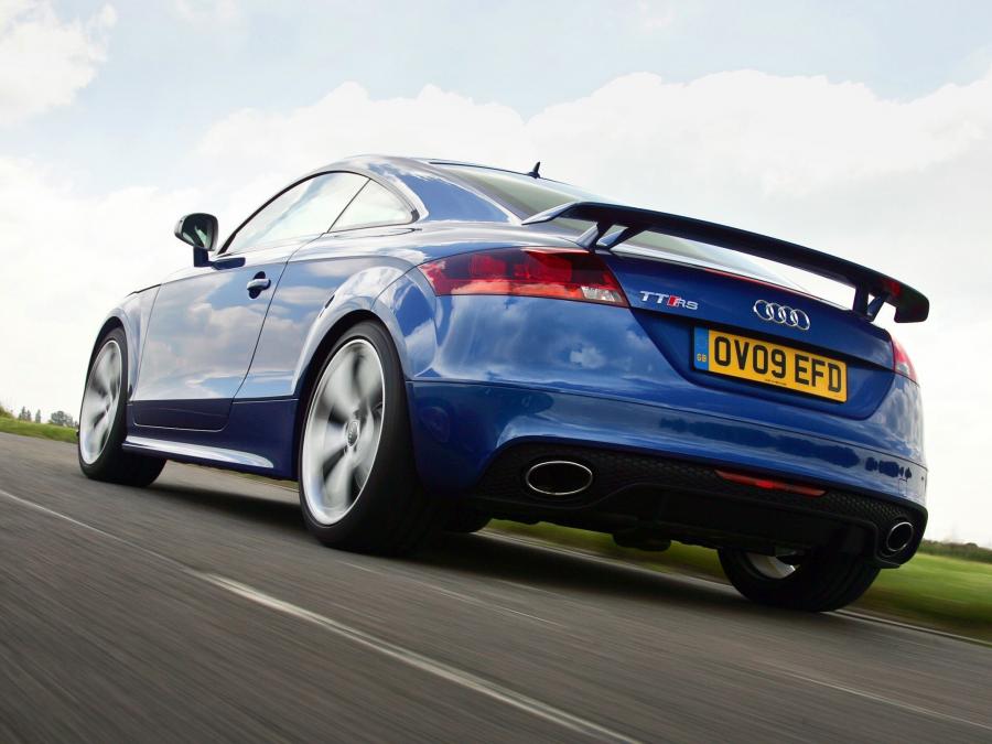  Audi TT RS Coupe (8J) 2009 года  (UK) (фото 20 из 21)